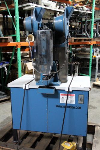 Robot machinerie automatic grommet machine auto feed and punches hole for sale