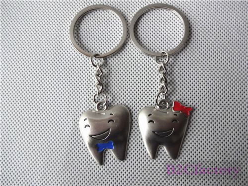 1pairs of Silver Dental Orthodontic Decorative Mini Couple Tooth Key Chains Hot