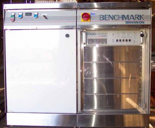 New - Branson BENCHMARK Model 8000 Ultrasonic Cleaning Station