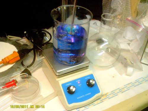 Lab hot plate with integrated magnetic stirrer. dual controls for sale
