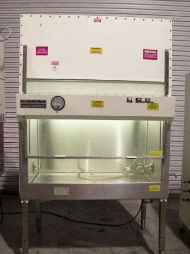 The baker co sterilgard class ii typ a/b3 biological lab hood uv light 4&#039; sg-400 for sale