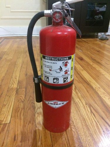 Amerex 2-1/2 Pound ABC Dry Chemical Fire Extinguisher.