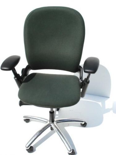 Leap office chair - green - ergonomic chair by steelcase ( 400 plus available) for sale