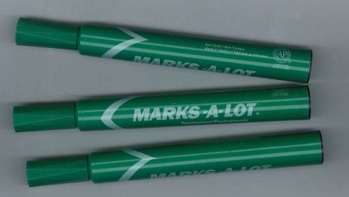 Lot of 3 Green Avery Marks a Lot Chisel Felt Tip Markers - Permanent Ink