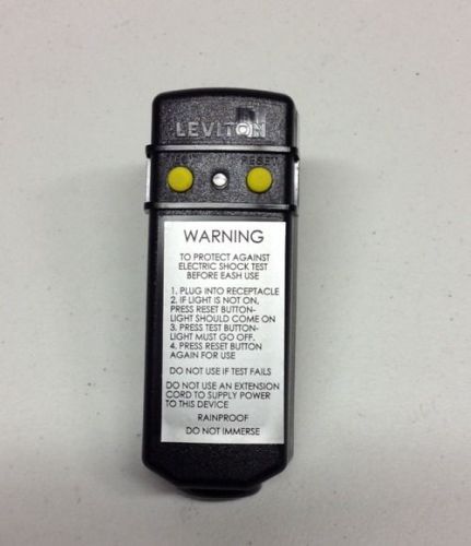 Leviton 16793-1 20-Amp, 120-Volt, Grounded, Compact Automatic Reset Right Angle