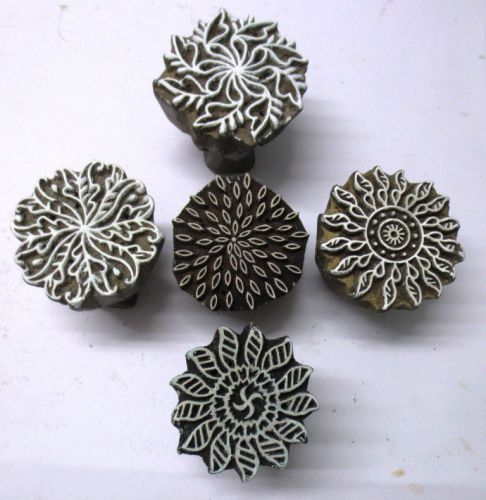 LOT OF 5 INDIAN WOODEN HAND CARVED TEXTILE PRINTING FABRIC BLOCK ROUND STAMPS
