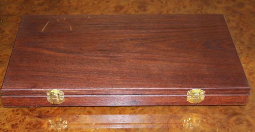 Jarrah Gold Nugget &amp; Gem Stone Display Case with solid Lid 50 Gem Jar Inserts