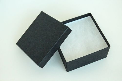 Lot of 50 pcs 3 3/4&#034;x3 3/4&#034;x2&#034; Matte Black Cotton Filled Jewelry Boxes Display