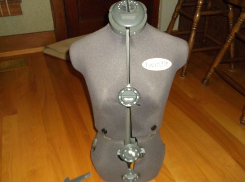 TWINFIT DRESS FORM MOLD ADJUSTABLE 27&#034;X14&#034;X8&#034;APP. DAILS RANGE FROM 36-22-37