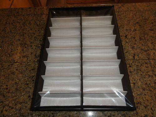 PORTABLE SUNGLASS CLEAR COVER 16 PAIR DISPLAY TRAY eyeglass counter table holder