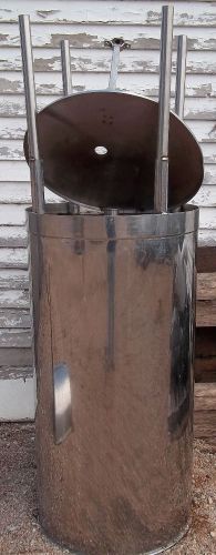 100 gallon stainless steel kettle style vat with center drain and lid for sale