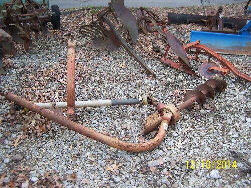 3 POINT HITCH TRACTOR POST HOLE DIGGER 9&#034; AUGAR