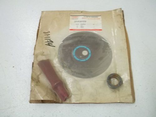 FISHER R92BX000022 TYPE 92B REGULATOR (AS PICTURED)*ORIGINAL PACKAGE*