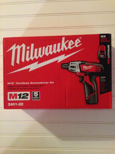 Milwaukee #2401-22 M12 Cordless Drill Driver Kit