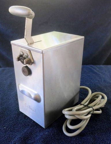 Edlund 266 tabletop 115v commercial can opener