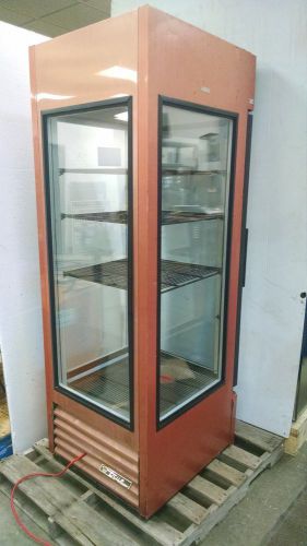 True g4sm-23 reach in swing door four sided glass merchandiser refrigerator for sale
