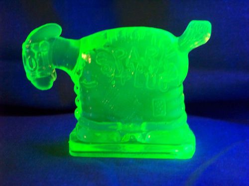 VASELINE URANIUM GLASS SPARK PLUG BARNEY GOOGLES HORSE          (( ID115937 ))