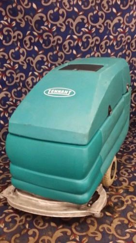 Tennant 5700 28&#034; battery-powered floor scrubber for sale