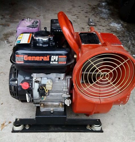 GENERAL GP8 GAS POWERED BLOWER VENTILATOR  W/ HONDA 4.0 ENGINE, and BLOWER HOSE!