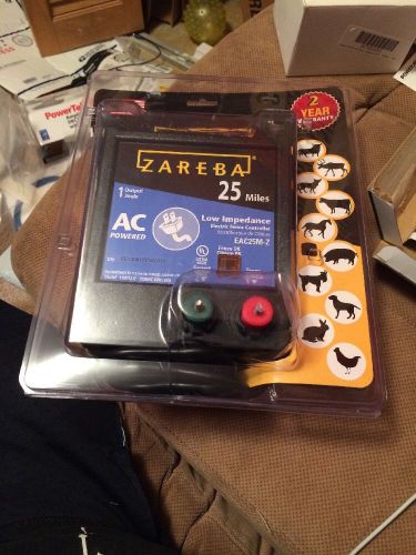 Zareba EAC25M-Z AC-Powered Low-Impedance 25-Mile-Range Charger