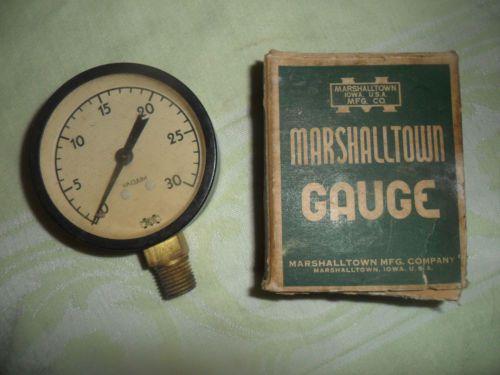 Marshalltown Mfg. Company vacuum gauge (2 1/2&#034; FIG. 22 - 30&#034; VACUUM - 1/4&#034; CONN)