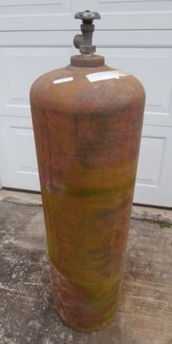 Used large acetylene welding tank - has gas in it - sl-1033 - 215 for sale