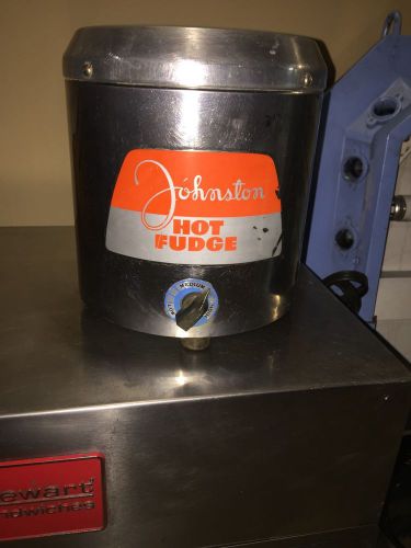 Johnston Hot fudge Warmer