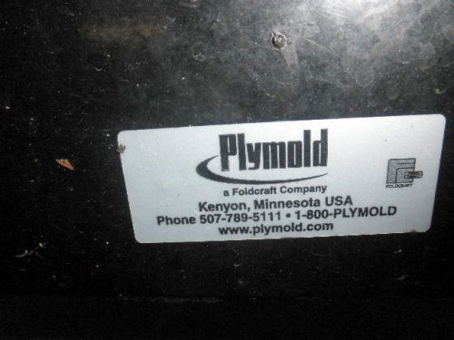 PLYMOLD booth for 2 people