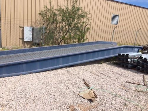 Ramp yard movable loading dock 25000 lb cap 36&#039;x7&#039; for sale
