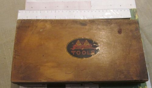 Vintage GTD Greenfield Tap and Die only a few pieces. Original box. Bolt set #0
