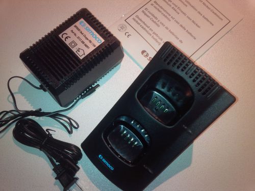 Simoco srp8000 battery charger Pocket Type PA-CHA2, New Genuine product.