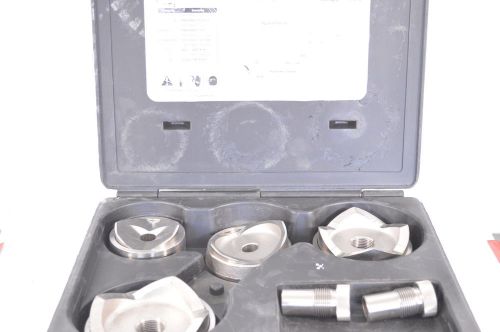 Greenlee Speed Punch 7304SP Speed Knockout Kit 2-1/2&#034; to 4&#034;
