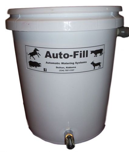 Hog pig goat horse cow   automatic bucket waterer - garden hose connection for sale