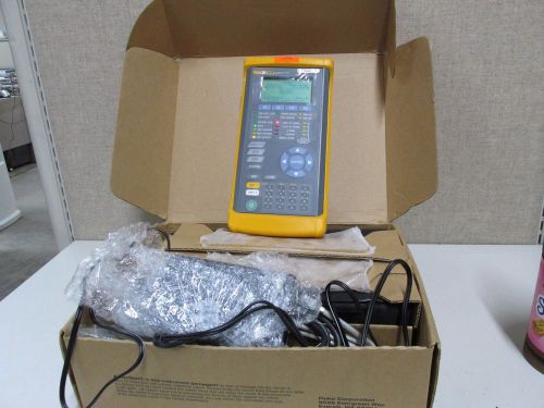 Fluke Networks E3Port PLUS Handheld E3/ATM Analyzer with Adapter and Case