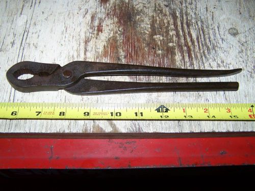 Old International Harvester FAMOUS TITAN MOGUL Hit Miss Gas Engine Pliers Tool