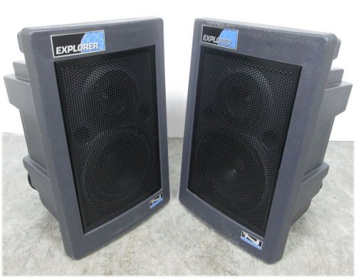 Pair of anchor audio pb-2500 explorer battery powered speakers &amp; road case #4370 for sale