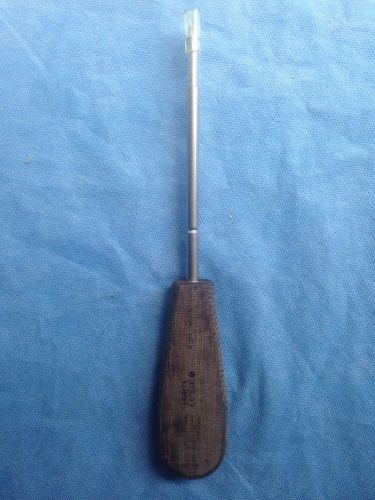 Synthes Hexagonal Screwdriver 4mm.  313.93