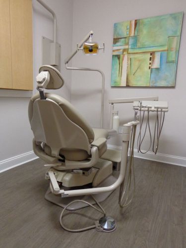 ADEC 1040 DENTAL CHAIR W/ DELIVERY UNIT &amp; LIGHT - NEW TAUPE COLOR UPHOLSTERY