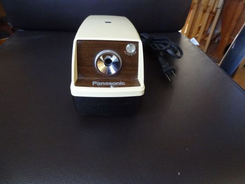 Vintage Panasonic Model KP-33 Japan Electric PENCIL SHARPENER w/AUTO SHUT OFF