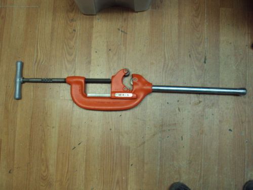 NEW RIDGID NO 4-S  HEAVY DUTY PIPE TUBING CUTTER B-183-1