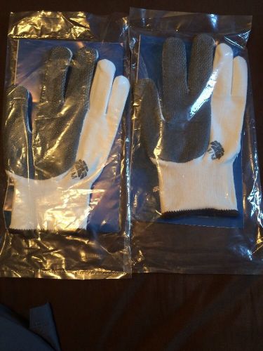 HexArmor Cut Gloves. (Two Gloves) Size Medium. Brand New In Package