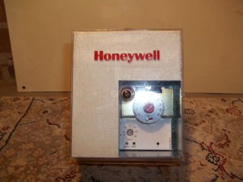 Honeywell Solid State Remote Temperature Controller #T7075A1008 9603