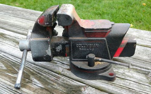 Vintage american made columbian d44-m3 bench vise  4&#034; jaws swivel base pipe jaws for sale