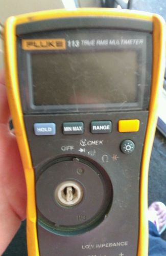 Working FLUKE-113 Digital Multimeter, 600V, 60 KOhms For Repair or Parts