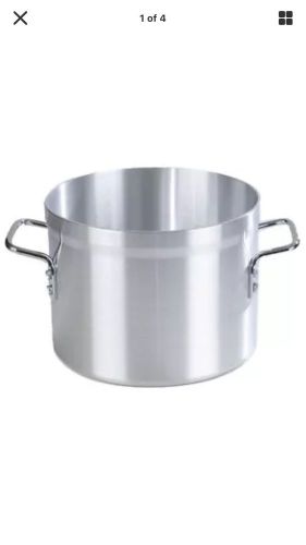 Carlisle 61212 12 Qt. Standard Weight Aluminum Stock Pot