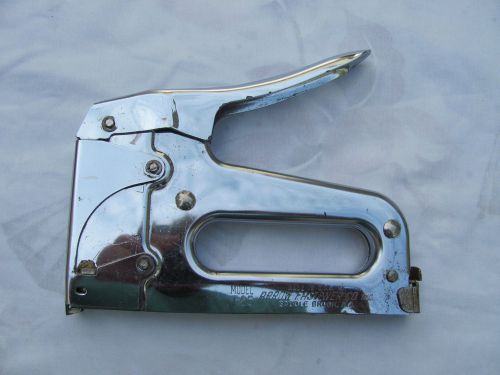 USED Arrow Wire Cable Stapler Staple Gun T25