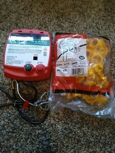 ZAREBA RED SNAP&#039;R 44C SNAPPER 10 MILE ELECTRIC FENCE ENERGIZER W INSULATORS DC