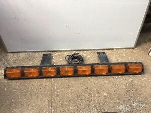 Federal Signal Signal Master 8 Amber Light Bar Model SIGM8