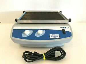 VWR Model 3500 Cat No: 89032-092 Standard Analog Orbital Shaker With Warranty