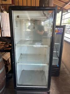 true glass door refrigerator model # gdm-12